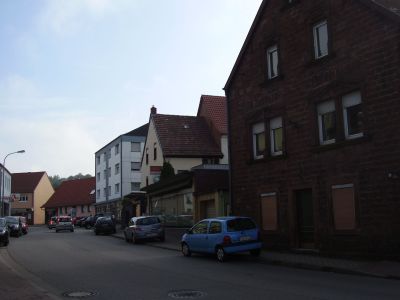 Bahnfofstrasse_2_400